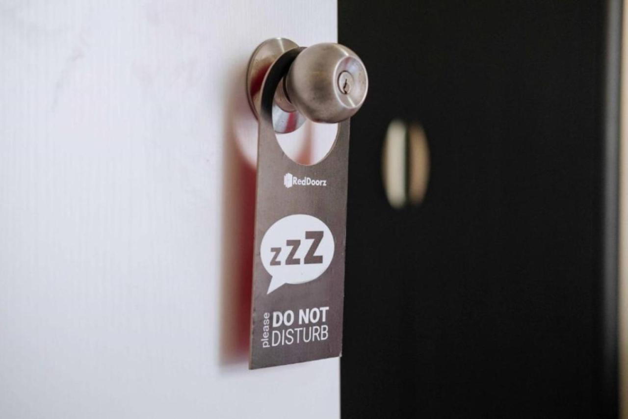 Reddoorz Plus Near Mango Avenue Себу Экстерьер фото