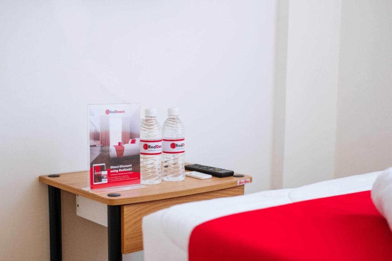 Reddoorz Plus Near Mango Avenue Себу Экстерьер фото