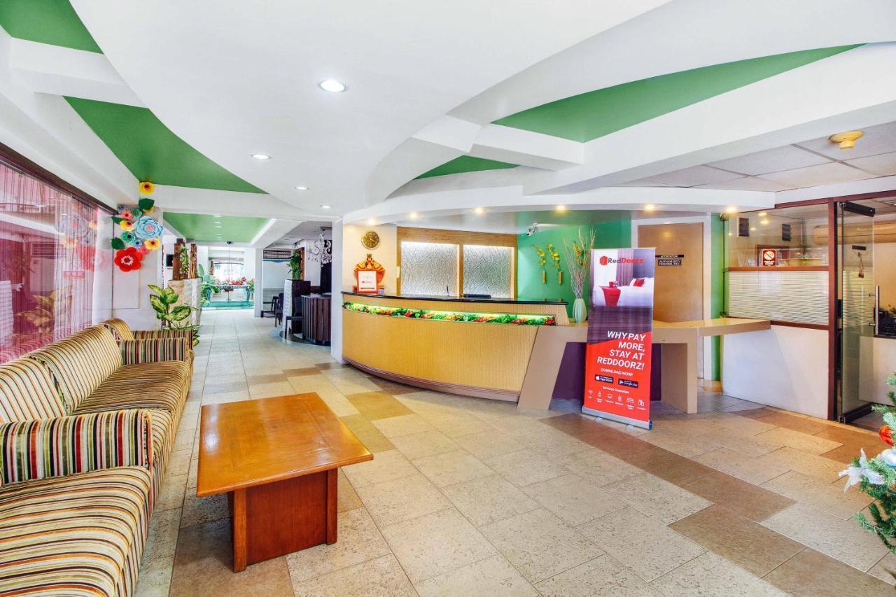 Reddoorz Plus Near Mango Avenue Себу Экстерьер фото